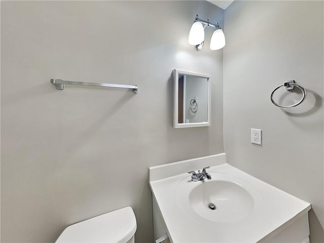 8321 Beechwood Court, Riverdale, GA 30274