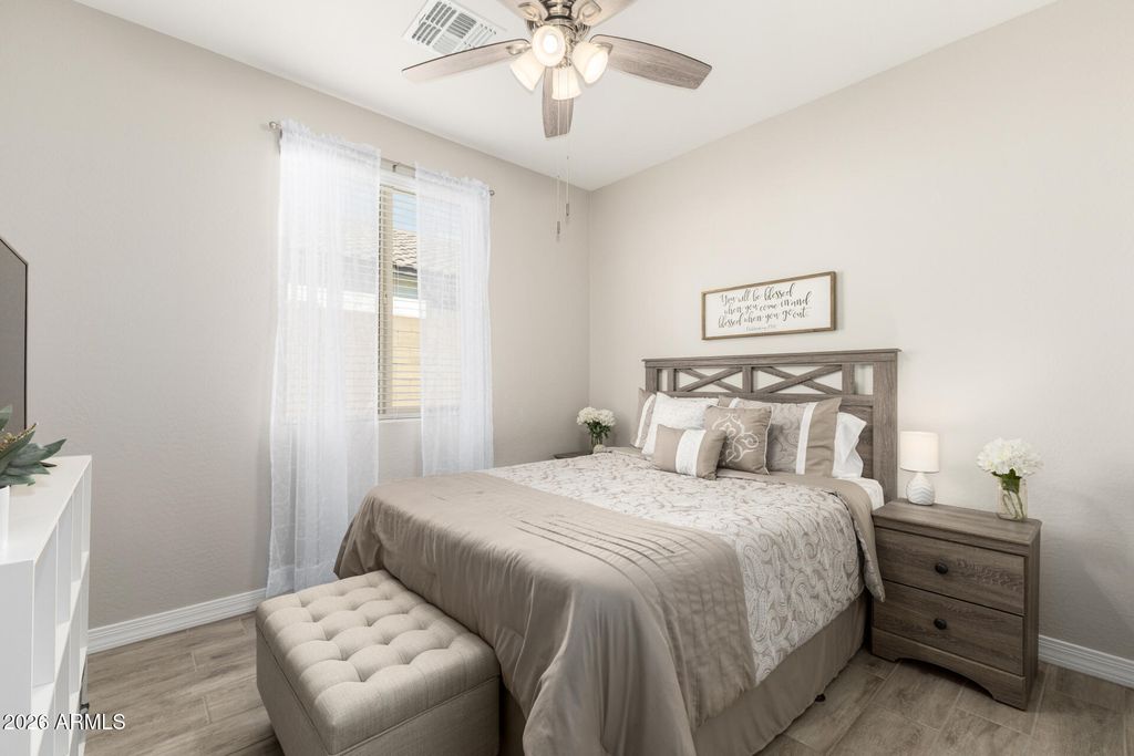 Image 25 of property listing at 19633 W MONTECITO Avenue, Litchfield Park, AZ 85340