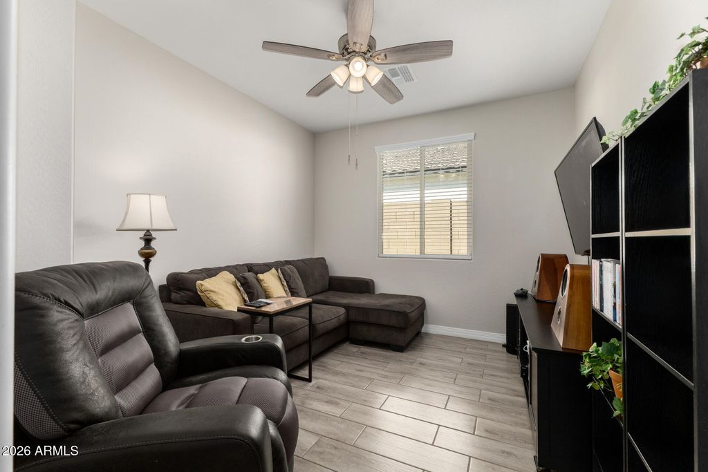 Image 30 of property listing at 19633 W MONTECITO Avenue, Litchfield Park, AZ 85340