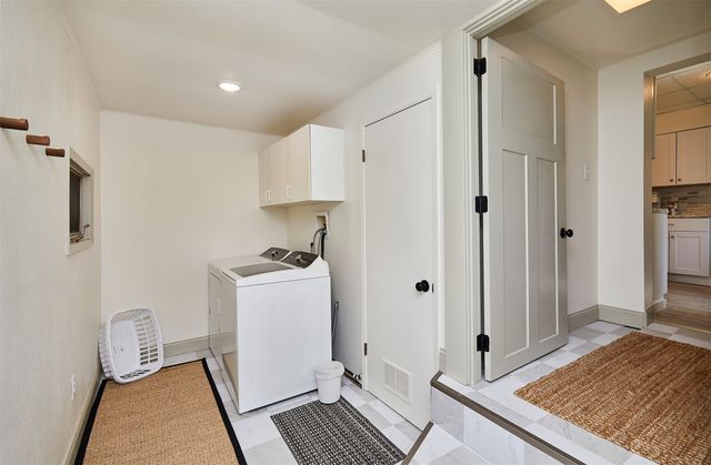 504 SW Walnut Street, Ankeny, IA 50023