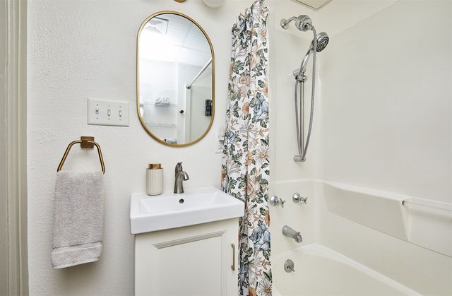 504 SW Walnut Street, Ankeny, IA 50023