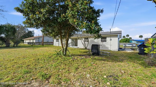 2180 Fairlane Drive N, Titusville, FL 32780