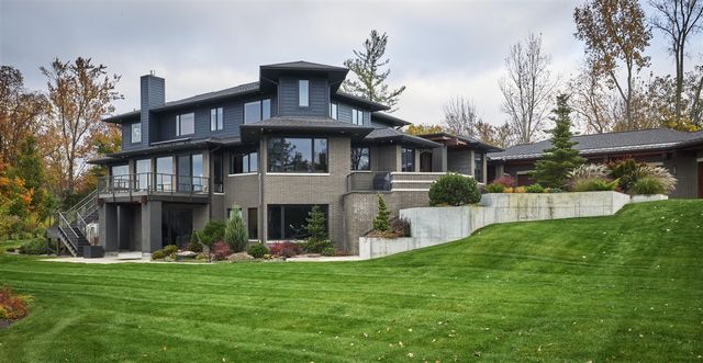 3081 Overridge Drive, Ann Arbor, MI 48104
