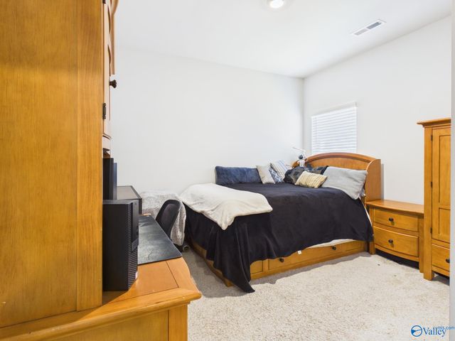 7011 NW Oakleigh Rose Drive, Huntsville, AL 35806