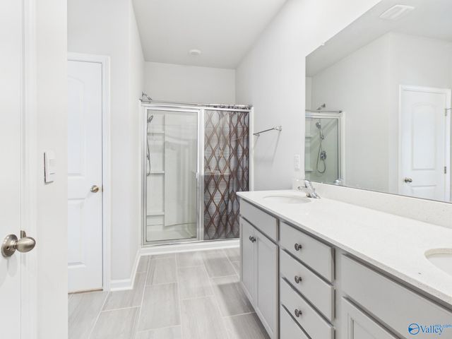 7011 NW Oakleigh Rose Drive, Huntsville, AL 35806