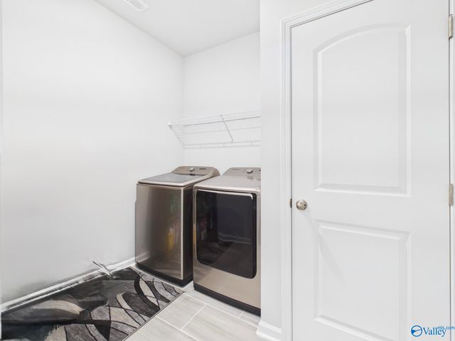 7011 NW Oakleigh Rose Drive, Huntsville, AL 35806