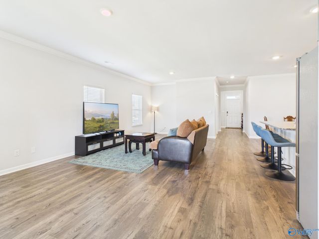 7011 NW Oakleigh Rose Drive, Huntsville, AL 35806