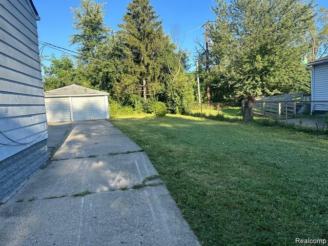 6078 Plainview Avenue, Detroit, MI 48228