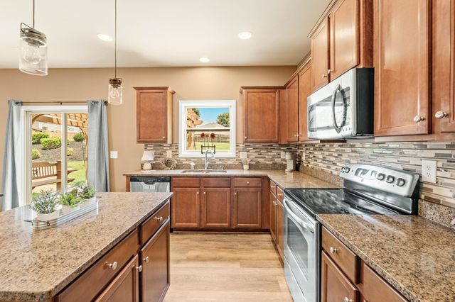 11 Straiharn Place, Simpsonville, SC 29680