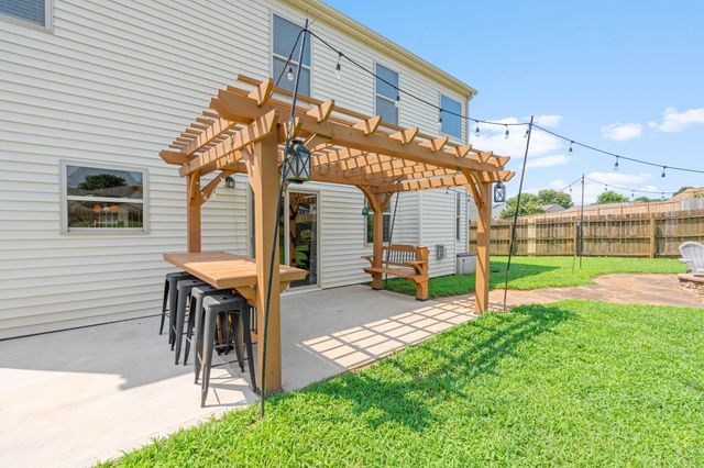 11 Straiharn Place, Simpsonville, SC 29680