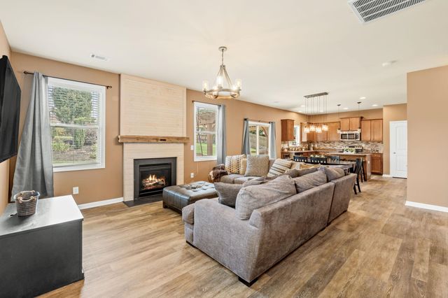 11 Straiharn Place, Simpsonville, SC 29680