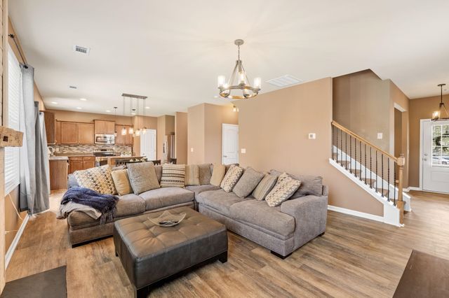 11 Straiharn Place, Simpsonville, SC 29680