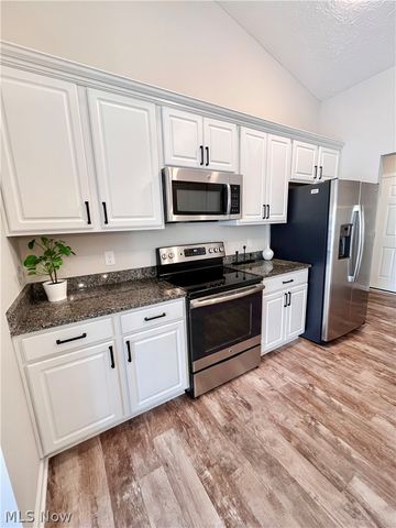 3943 Abigail Drive, Lorain, OH 44053