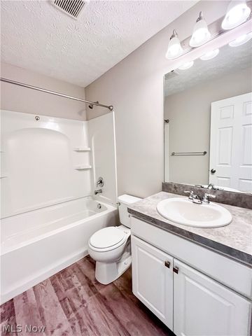 3943 Abigail Drive, Lorain, OH 44053