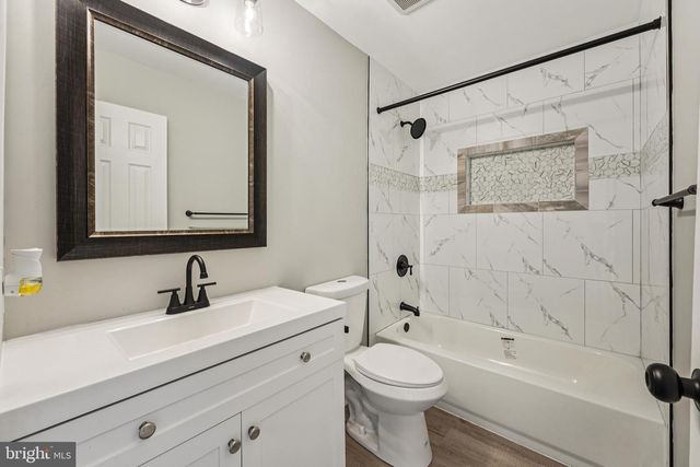 21 WHITLOW DR, Westampton, NJ 08060