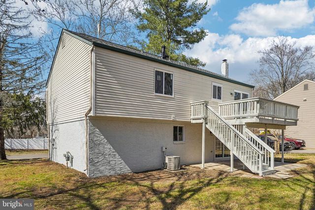 21 WHITLOW DR, Westampton, NJ 08060