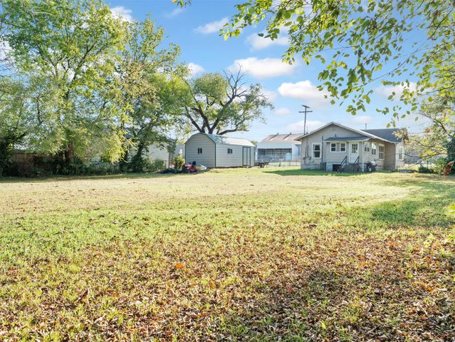 203 N Shawnee Street, Catoosa, OK 74015