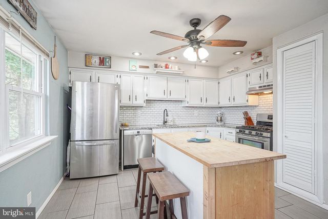 47 BRYANT RD, Blackwood, NJ 08012