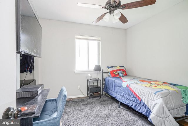 47 BRYANT RD, Blackwood, NJ 08012