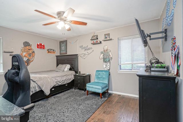47 BRYANT RD, Blackwood, NJ 08012