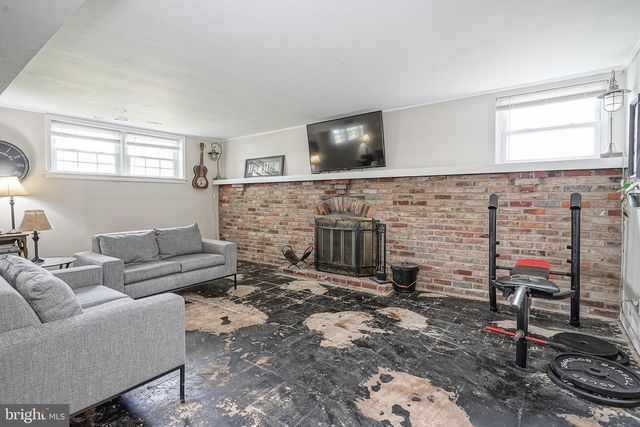 47 BRYANT RD, Blackwood, NJ 08012