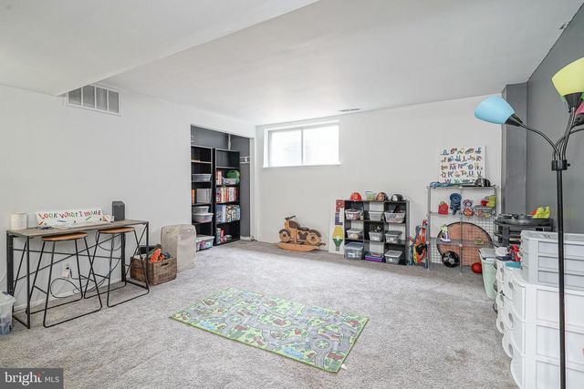 47 BRYANT RD, Blackwood, NJ 08012