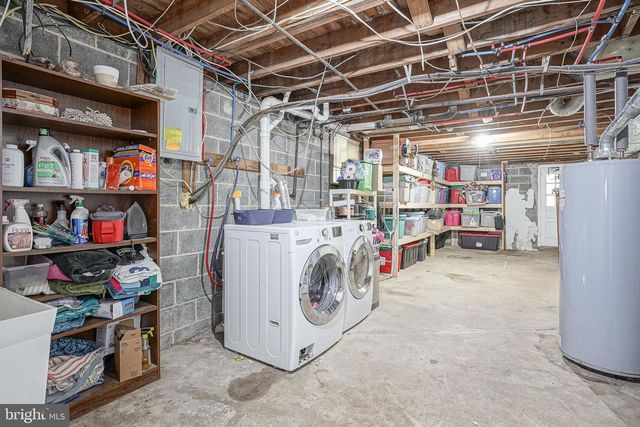 47 BRYANT RD, Blackwood, NJ 08012