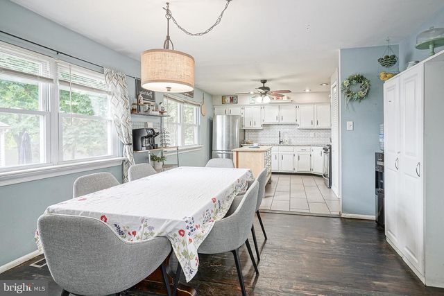 47 BRYANT RD, Blackwood, NJ 08012