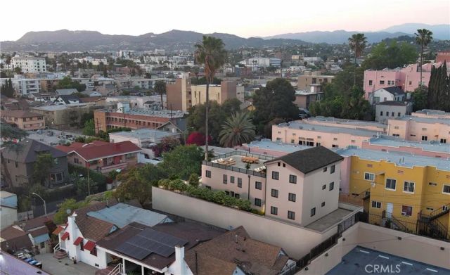 284 S Coronado, Los Angeles, CA 90057