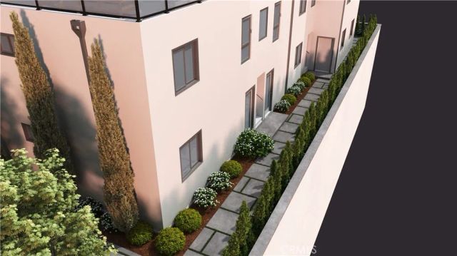 284 S Coronado, Los Angeles, CA 90057