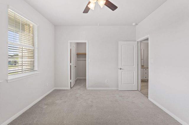 127 Tom Kite DR, Burnet, TX 78611