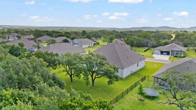 127 Tom Kite DR, Burnet, TX 78611