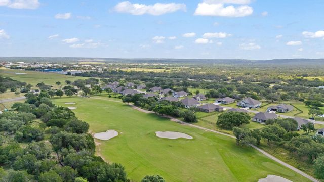 127 Tom Kite DR, Burnet, TX 78611