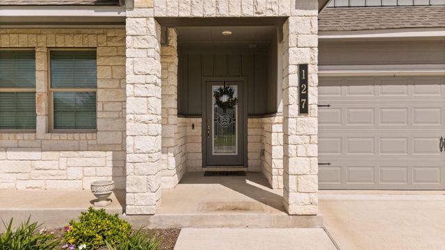 127 Tom Kite DR, Burnet, TX 78611