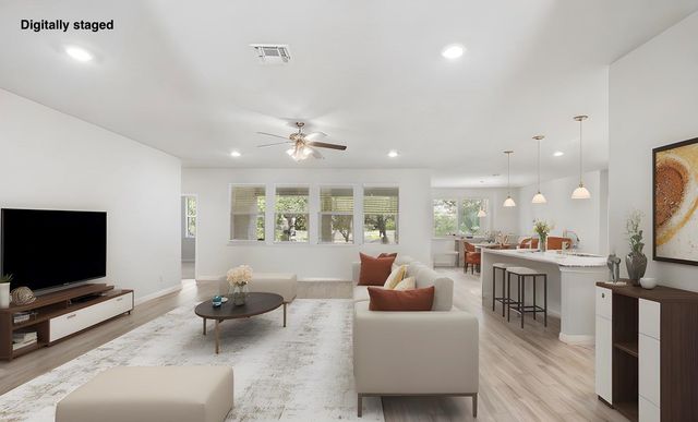 127 Tom Kite DR, Burnet, TX 78611