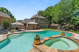 2100 Mikasa Drive, Arlington, TX 76001