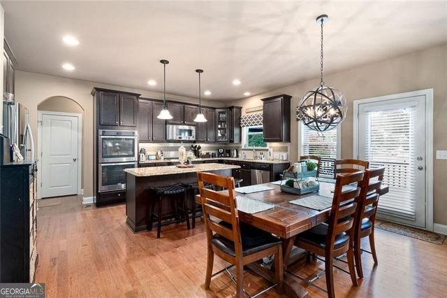 189 Lakestone Parkway, Woodstock, GA 30188