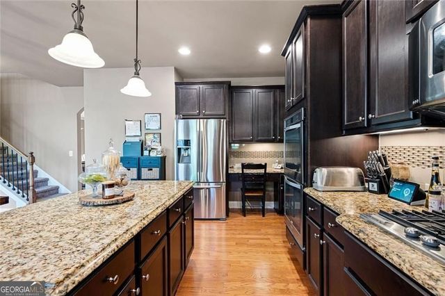 189 Lakestone Parkway, Woodstock, GA 30188