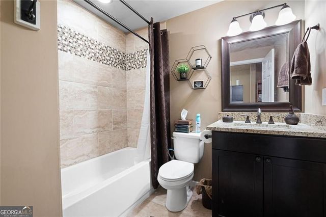 189 Lakestone Parkway, Woodstock, GA 30188