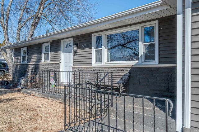4705 Derome Drive, Fort Wayne, IN 46835