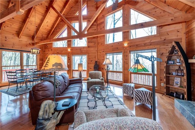 453 Sunset Cliff Drive, Jasper, GA 30143