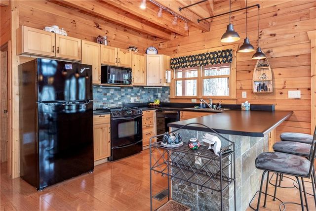 453 Sunset Cliff Drive, Jasper, GA 30143