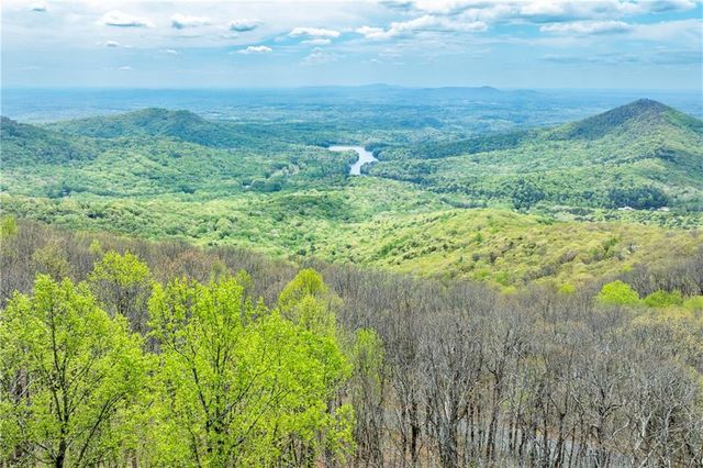 453 Sunset Cliff Drive, Jasper, GA 30143