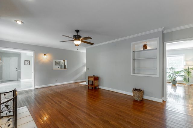1834 Bay Pointe Drive, Hixson, TN 37343