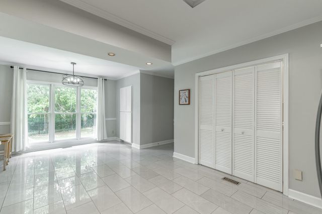 1834 Bay Pointe Drive, Hixson, TN 37343