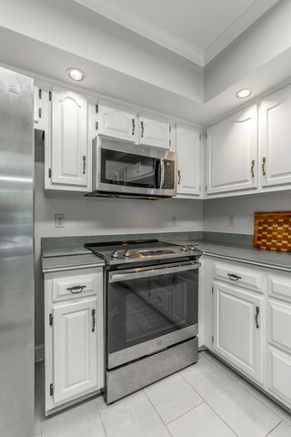 1834 Bay Pointe Drive, Hixson, TN 37343