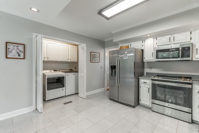 1834 Bay Pointe Drive, Hixson, TN 37343