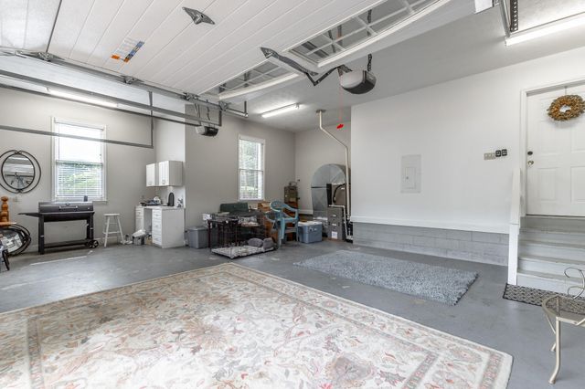 1834 Bay Pointe Drive, Hixson, TN 37343