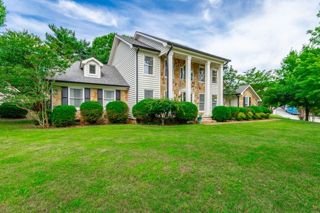 1834 Bay Pointe Drive, Hixson, TN 37343