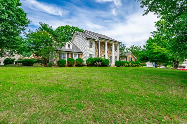 1834 Bay Pointe Drive, Hixson, TN 37343